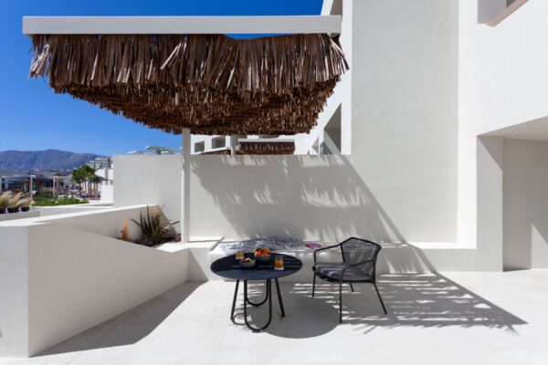 NOŪS Santorini-Superior Garden (2)