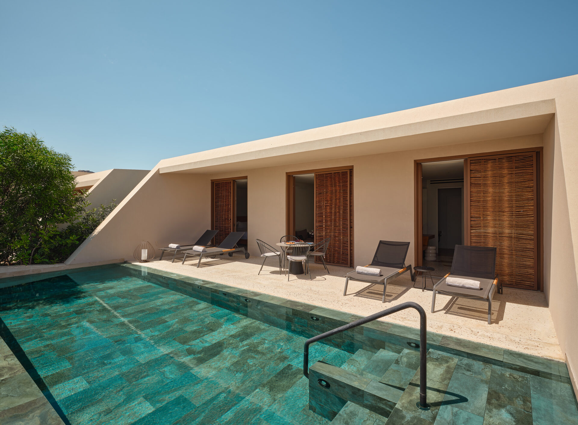 nous_santorini_euphoria_two_bedroom_private_pool_suite (2)