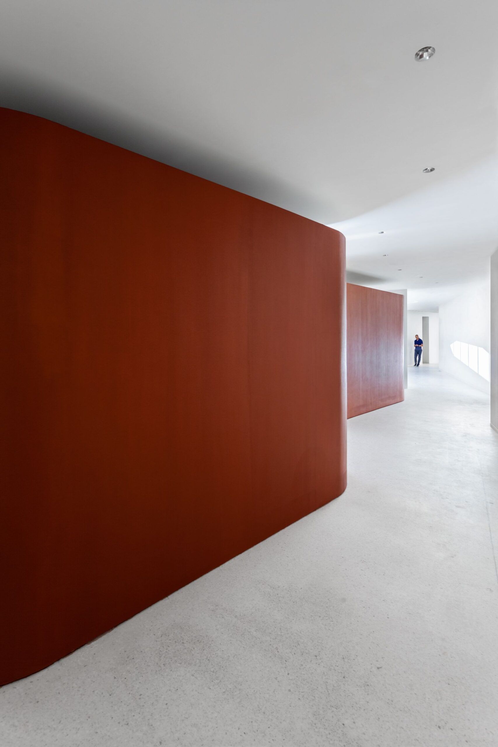 NOŪS_Santorini_Spa_Indoor_Corridor